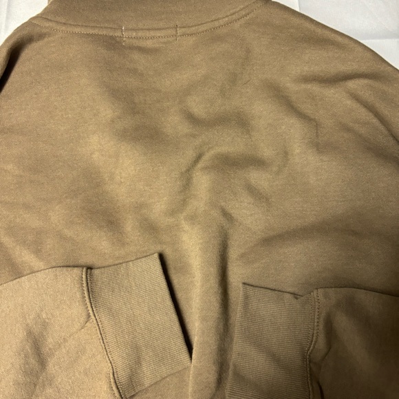 CROPPED 1/4 ZIP SWEATER 🤍 - Picture 3 of 3